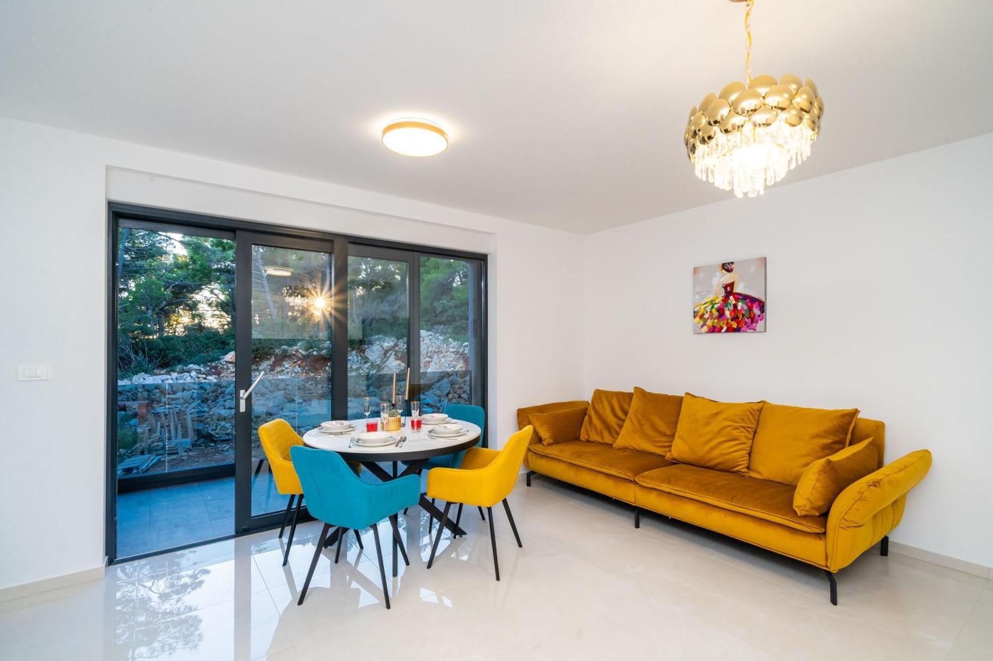 Apartment Centre Luxury